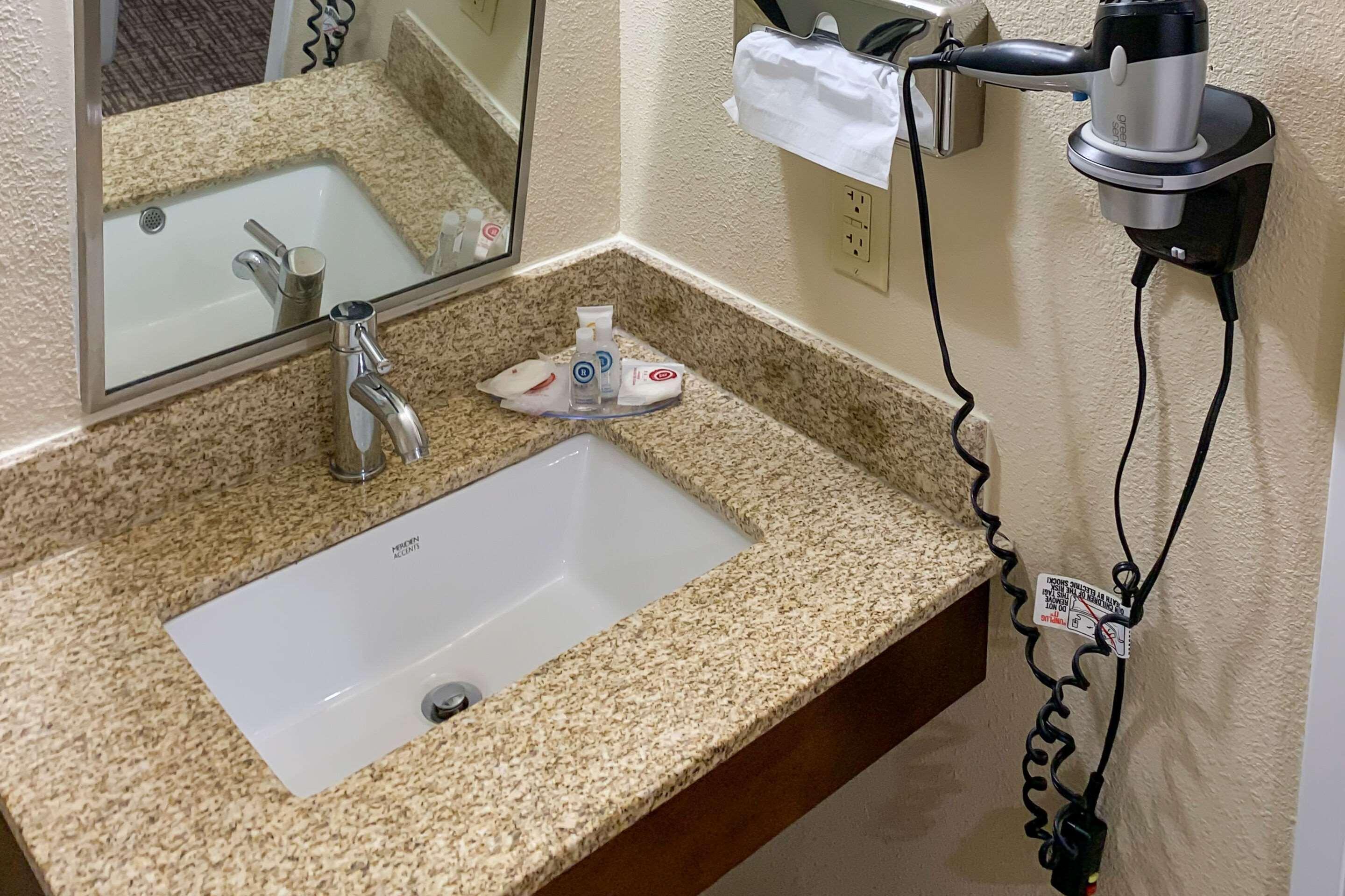 Comfort Inn Crafton Εξωτερικό φωτογραφία