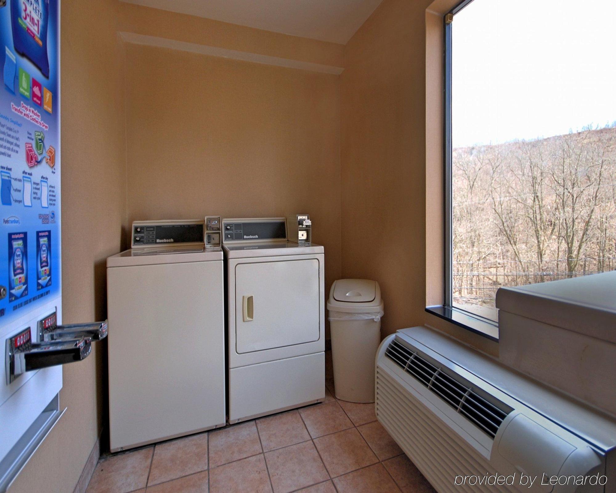 Comfort Inn Crafton Εξωτερικό φωτογραφία